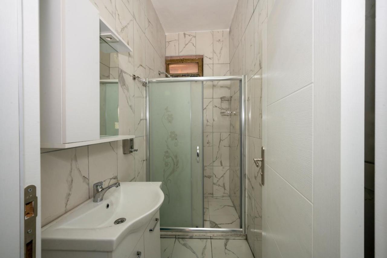 Xalila Hostel & Cafe Ladies Room Istanboel Buitenkant foto