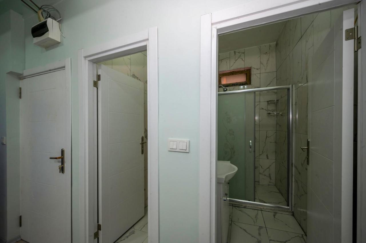 Xalila Hostel & Cafe Ladies Room Istanboel Buitenkant foto